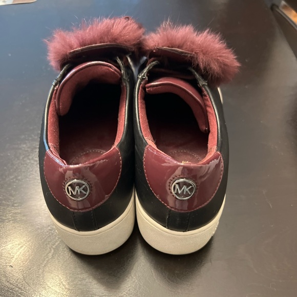 - Black leather and burgundy fur embellished sneakers - Picture 9 of 14